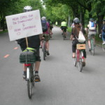 Unterwegs durch die
Prater Hauptallee Unterwegs durch die Prater Hauptallee